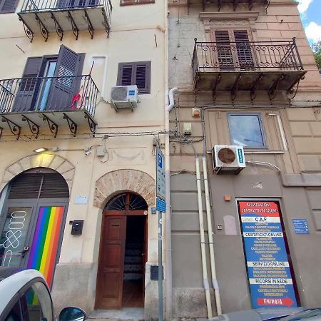 Casa Lia Al Centro Di Palermo Apartment ภายนอก รูปภาพ