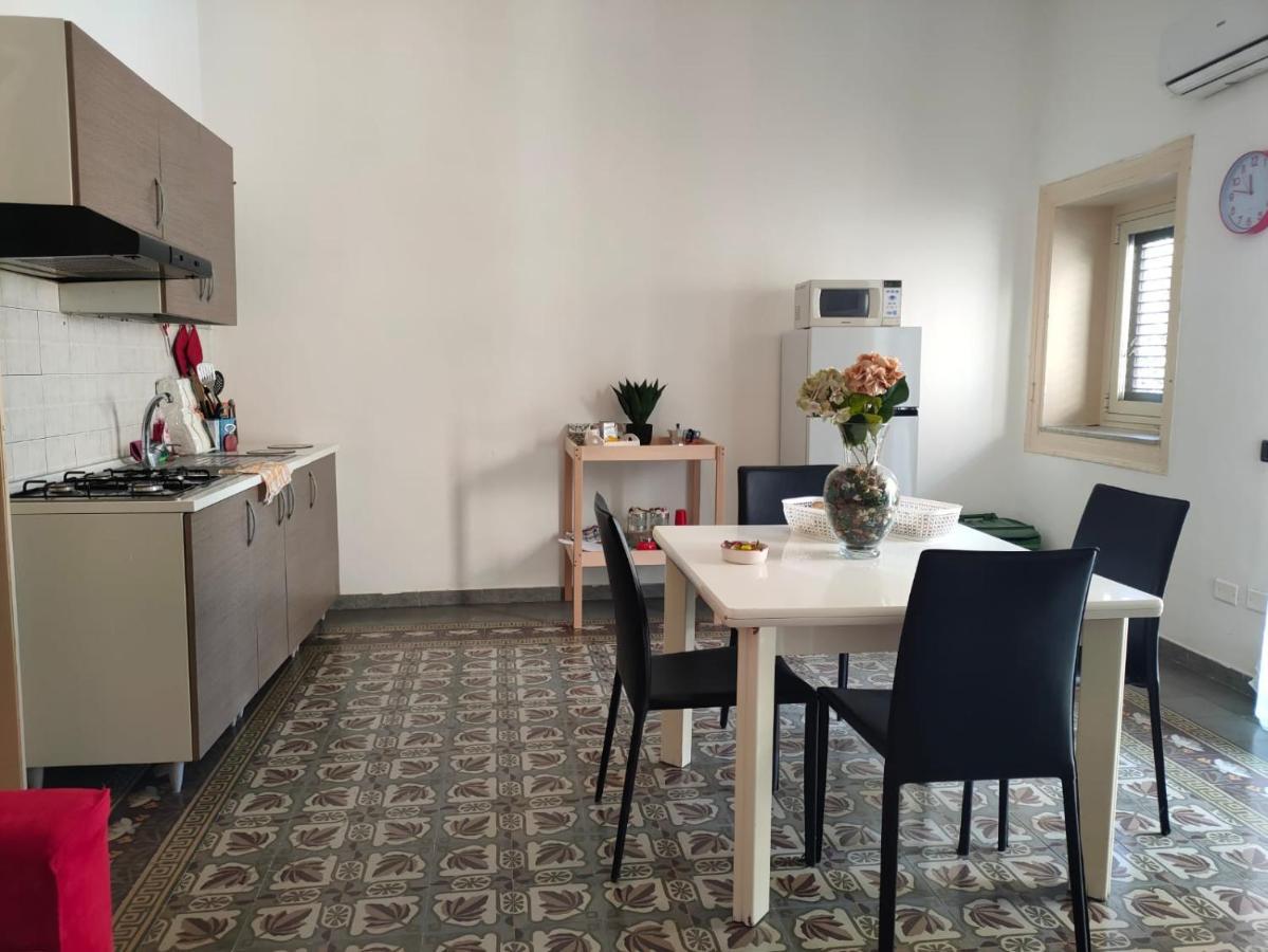 Casa Lia Al Centro Di Palermo Apartment ภายนอก รูปภาพ